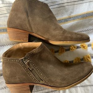 Lucky Brand leather booties size 9.5
